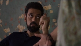 Moon walk - Season 01 Episode 10